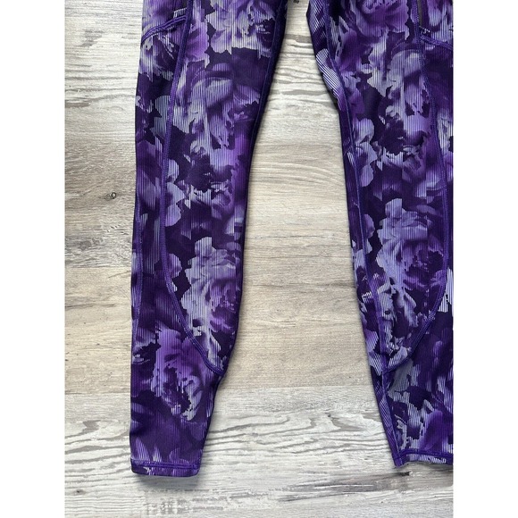 Athleta Rainier Tight Plush Supersonic Spliced Floral Violet Purple Size XS - Picture 10 of 11